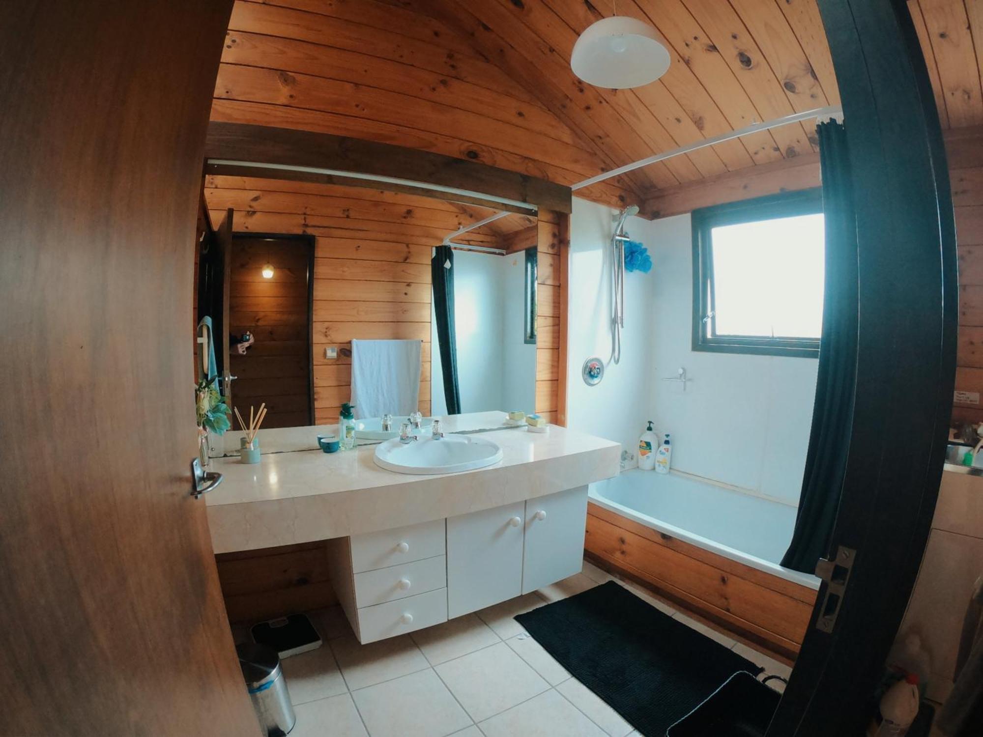 Auckland Sea&Skytower View Homestay With Free Netflix, Parking Exterior photo